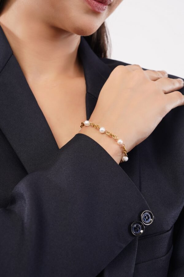Pearl Luxe Linkin Bracelet - Image 4